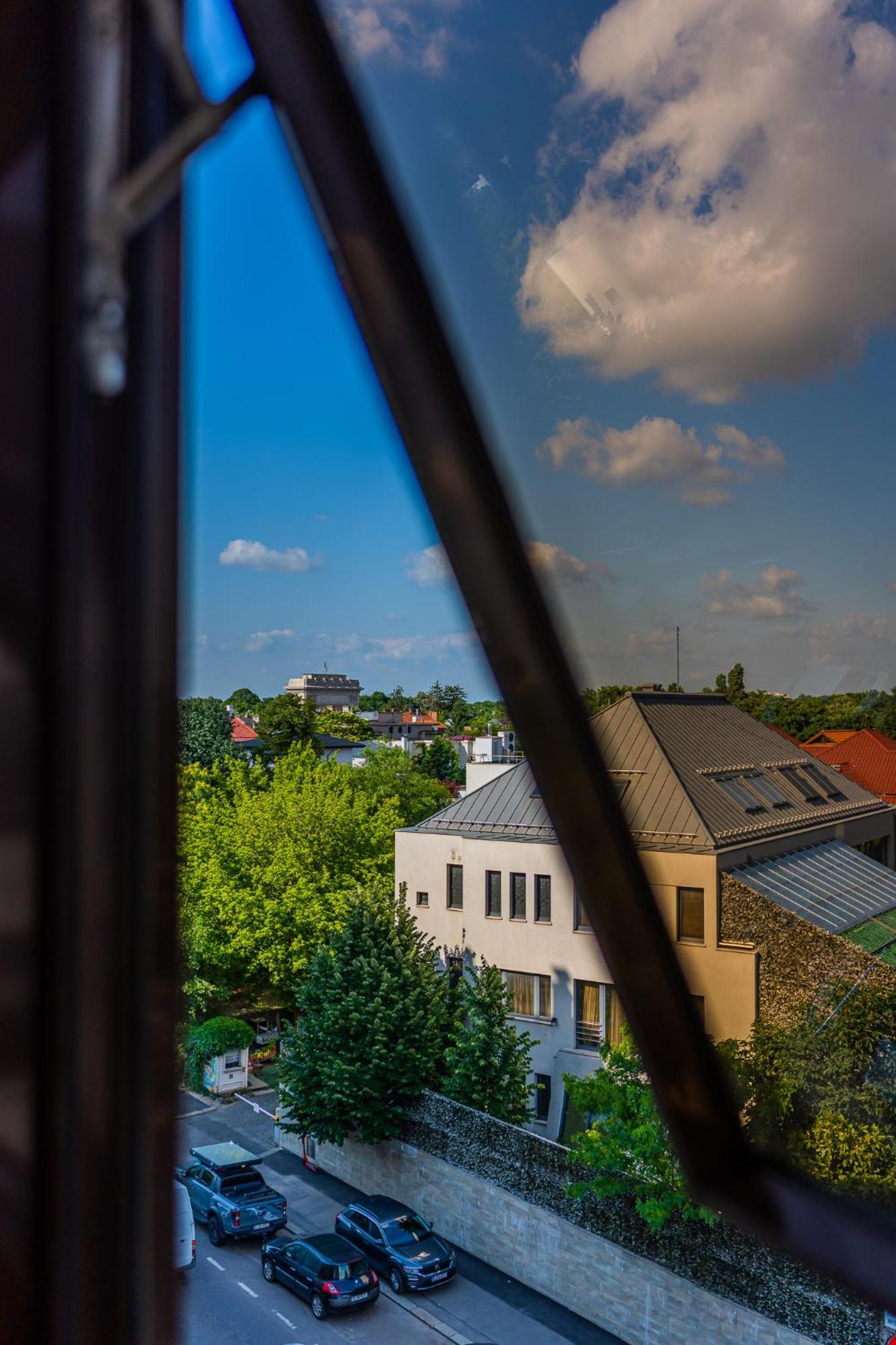 Amazing City View Residences - Penthouse & Apartment บูคาเรสต์ ภายนอก รูปภาพ