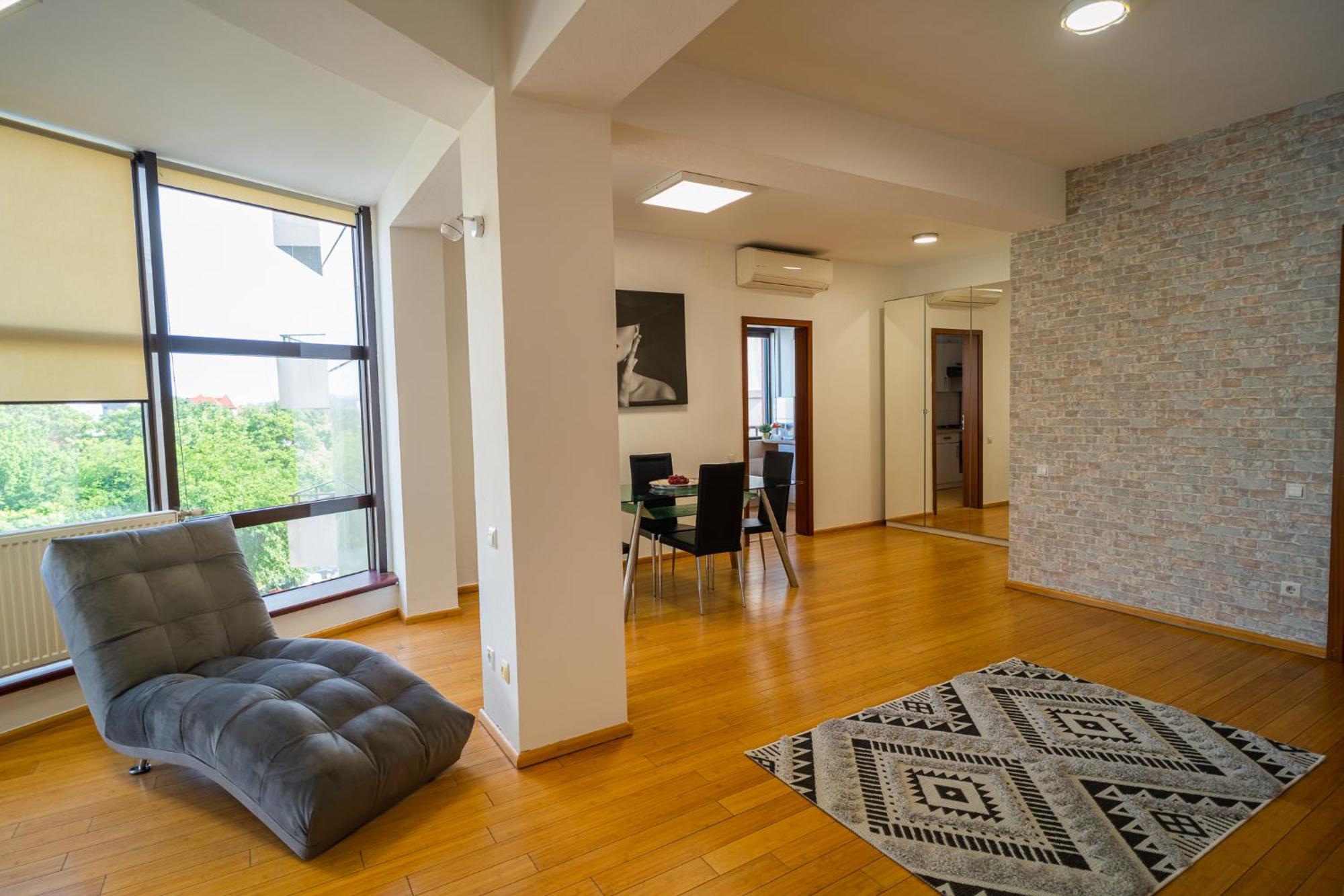 Amazing City View Residences - Penthouse & Apartment บูคาเรสต์ ภายนอก รูปภาพ