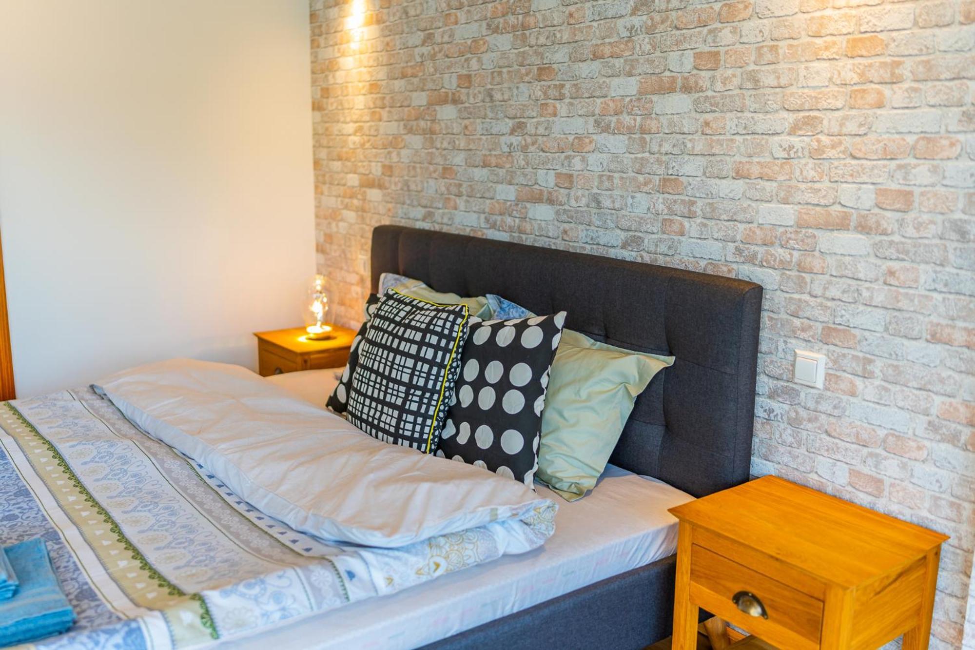 Amazing City View Residences - Penthouse & Apartment บูคาเรสต์ ภายนอก รูปภาพ